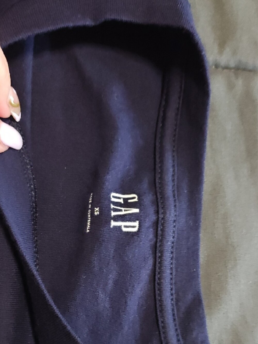 GAP Navy Short Sleeve Tee with White Logo - Picture 4 of 5